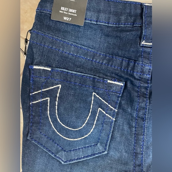 TRUE RELIGION- NWT Sz 27 RILEY MID-RISE BERMUDA Dark Wash Denim Jeans R- $159.00 - Picture 11 of 12